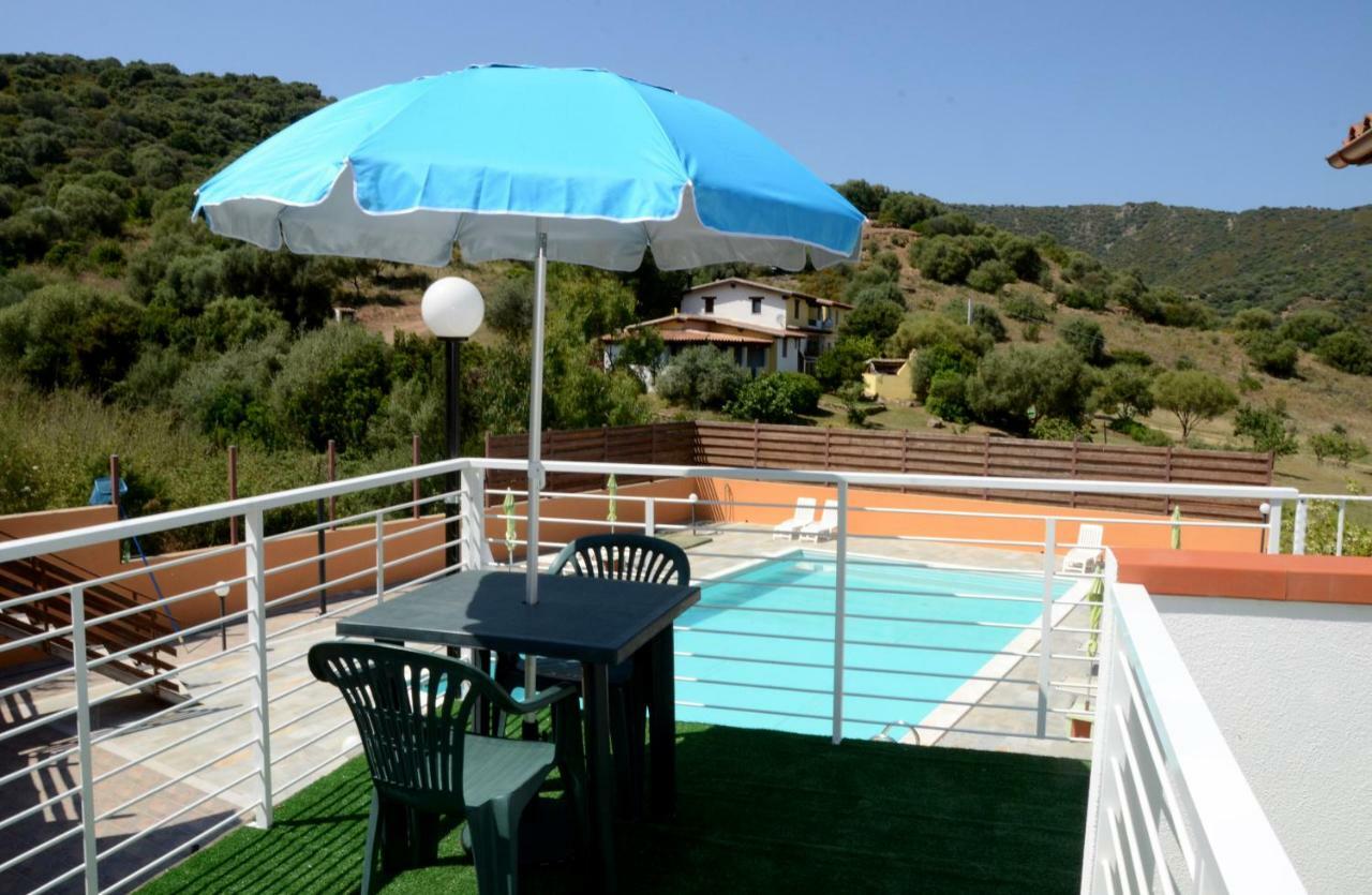 B&B Il Mirto Di Paola Torpè Екстериор снимка